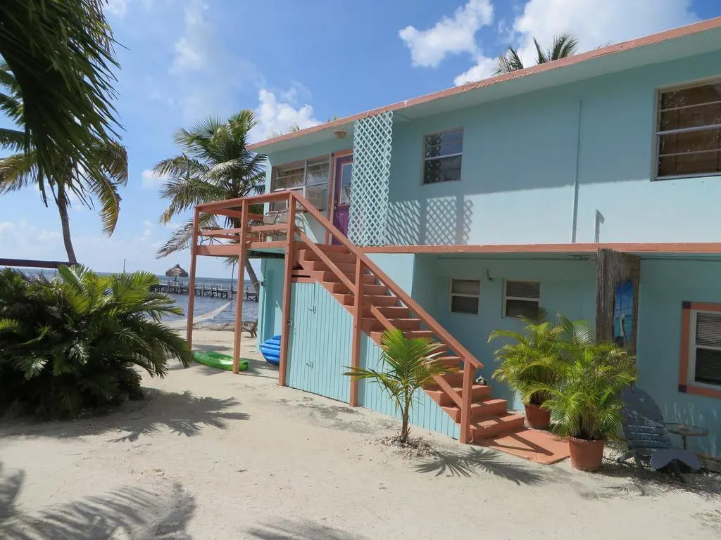 White Sands Inn