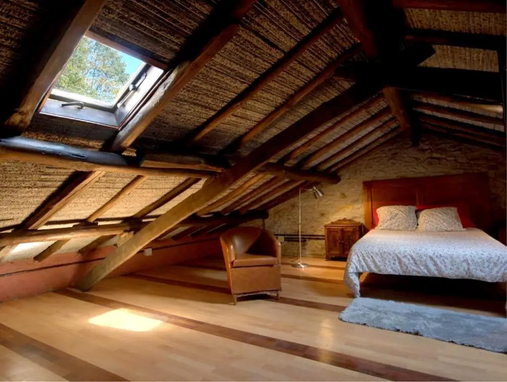 House With 5 Bedrooms in Mieres del Camino, With Wonderful Mountain View, Balcony and Wifi Near the Slopes