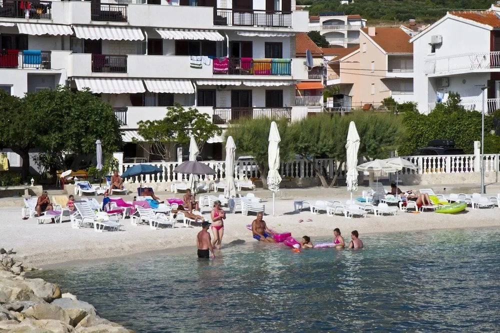 Apartment Topic near the beach