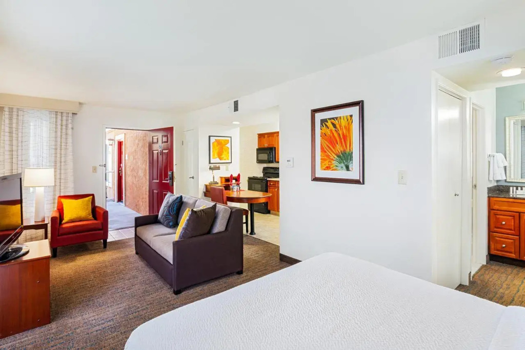 Clementine Hotel & Suites Anaheim