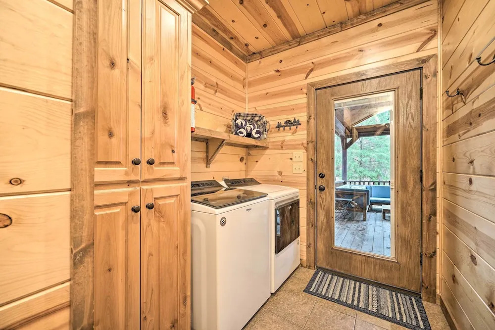 Expansive Broken Bow Cabin with Hot Tub and Playset!