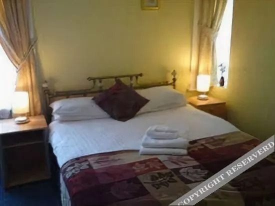 Doric House Hotel