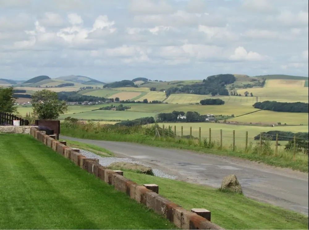 Knockhill Farm B&B – Strathkinness