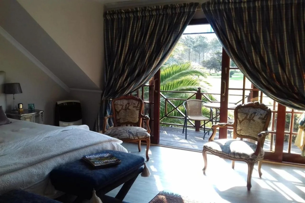 Mulligans Guest Lodge