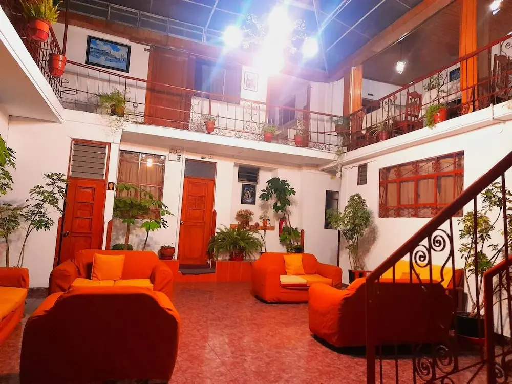 Hostal Monarca