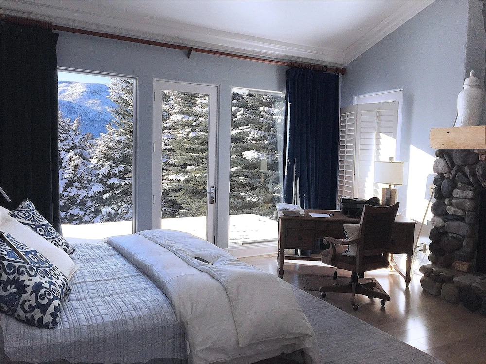 Sun Valley Home