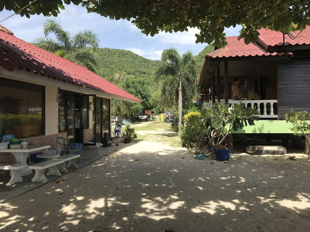 No Name Bungalow Haad Yao