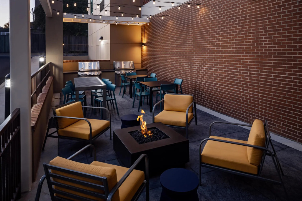 Home2 Suites By Hilton Memphis Downtown