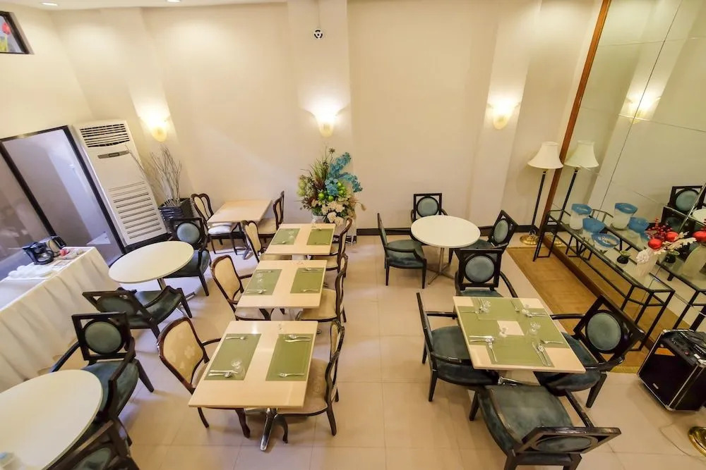 ZEN Rooms Del Pilar Malate