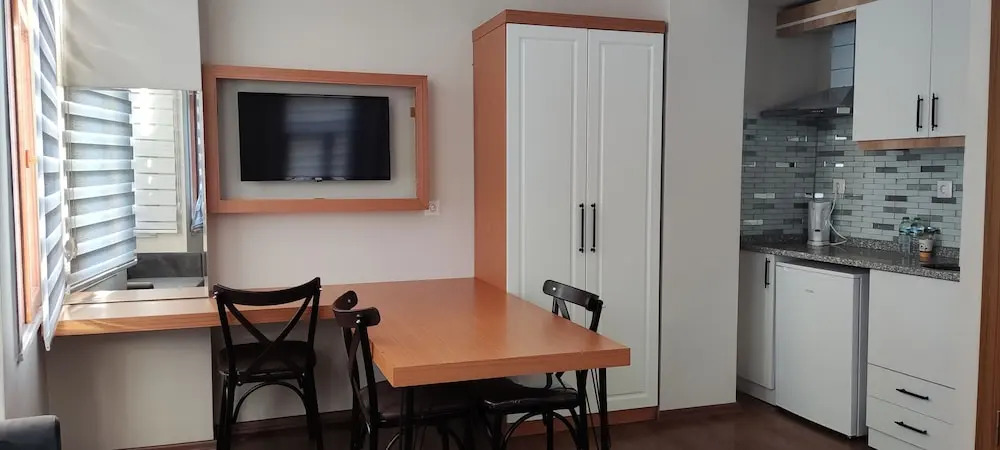 Aras Life Hotel