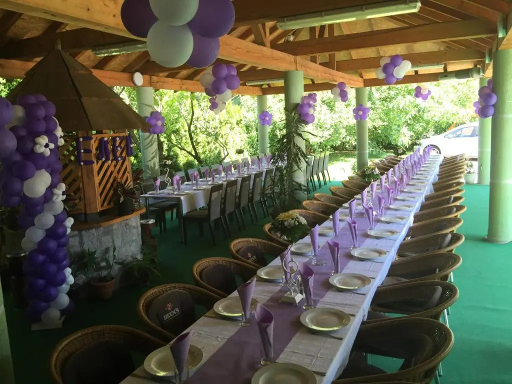 Bed & Breakfast Karavan