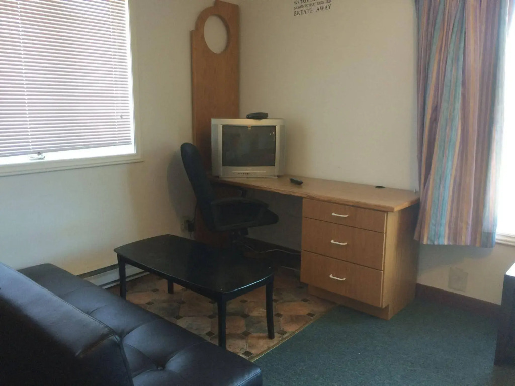 Shady Rest Motel