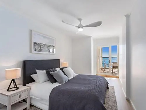 Breakwater Apartment 403