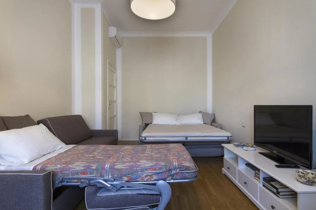 Apartment Papiniano 38
