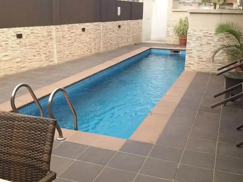 Brix Royale Suites