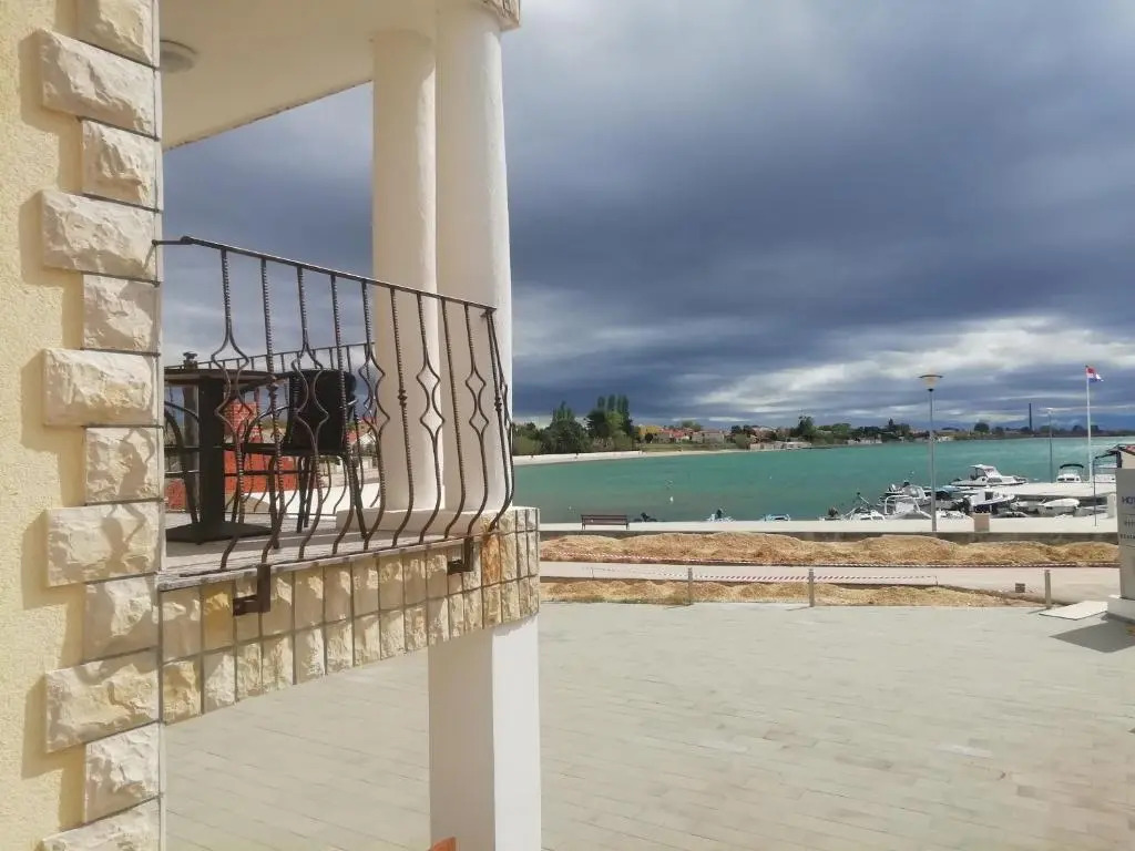 Hotel Beni