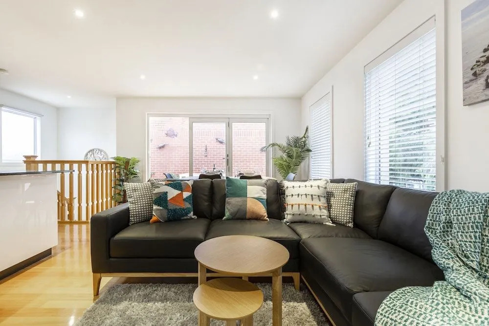 Tranquil Townhouse in Port Melbourne