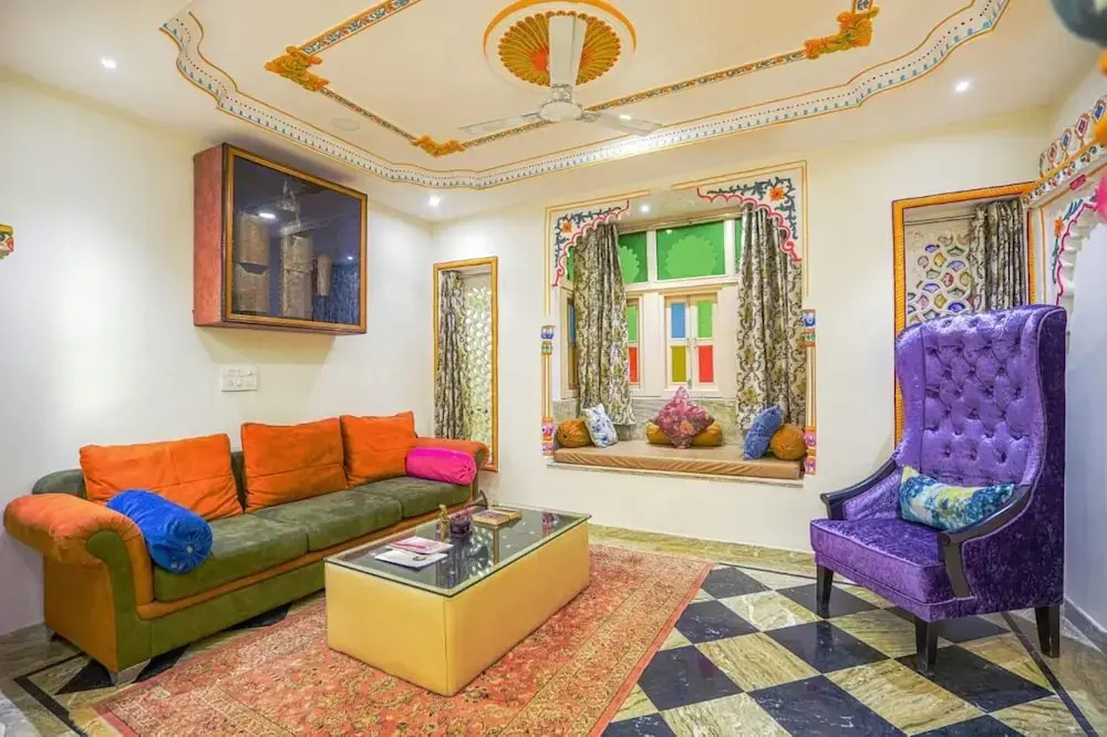 Royal Rafahiya - A Rooftop Lake View Hotel Near Lake Pichola