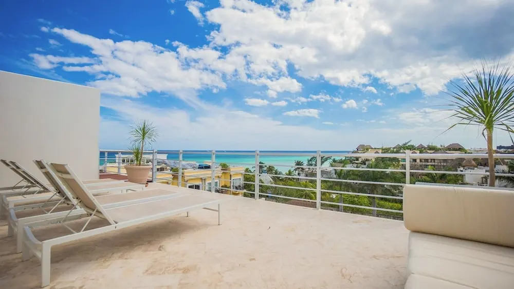 Abrazo Del Mar 3 Bedroom Condo