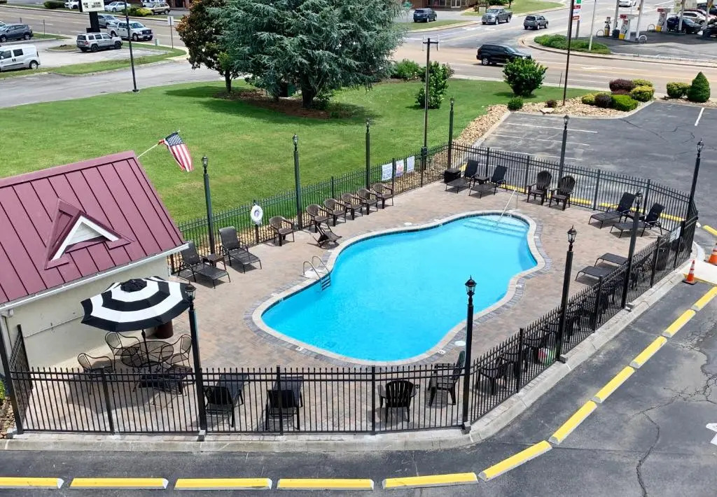 Landmark Inn On The River Sevierville