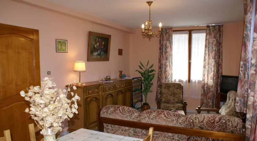 Chez Marie Reine