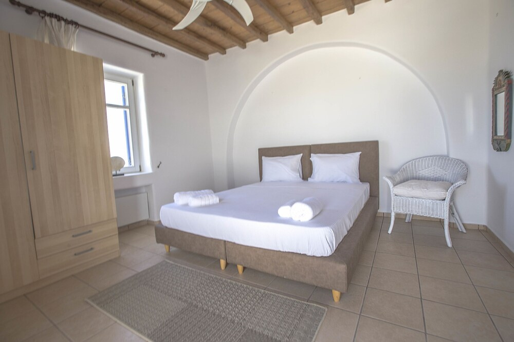 Villa Phoebe