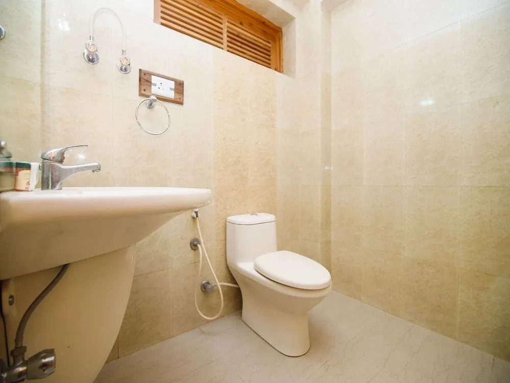 Hotel Red Heena