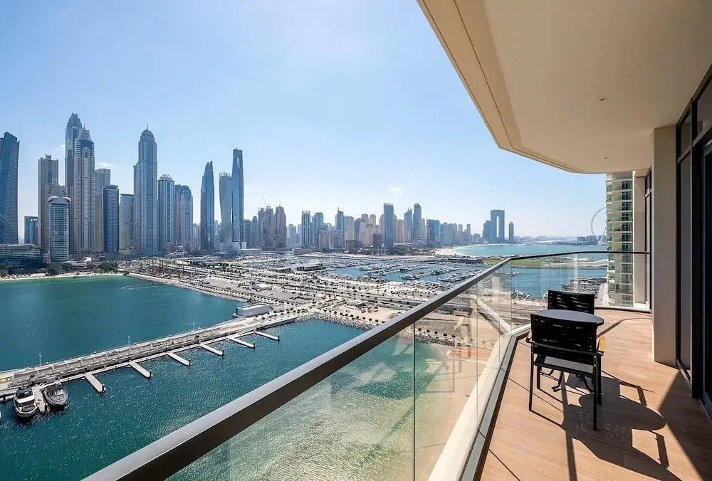 Marina Harbour View 2BR & Beach Access