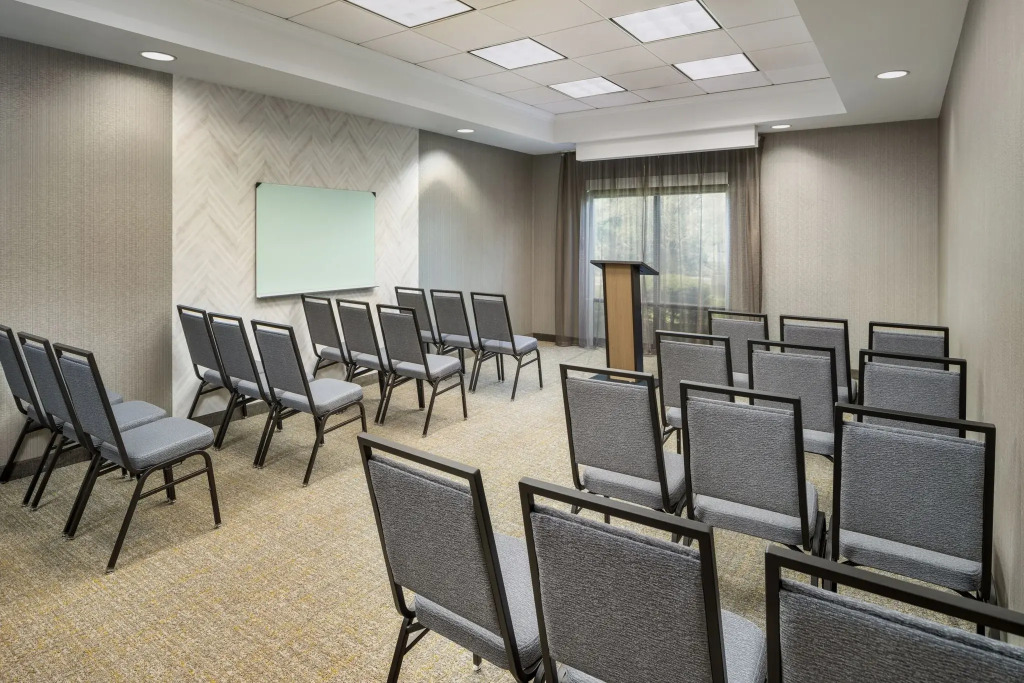 Fairfield Inn & Suites by Marriott Newark Liberty International Airport