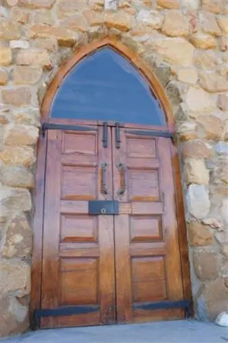 Lords Guest Lodge