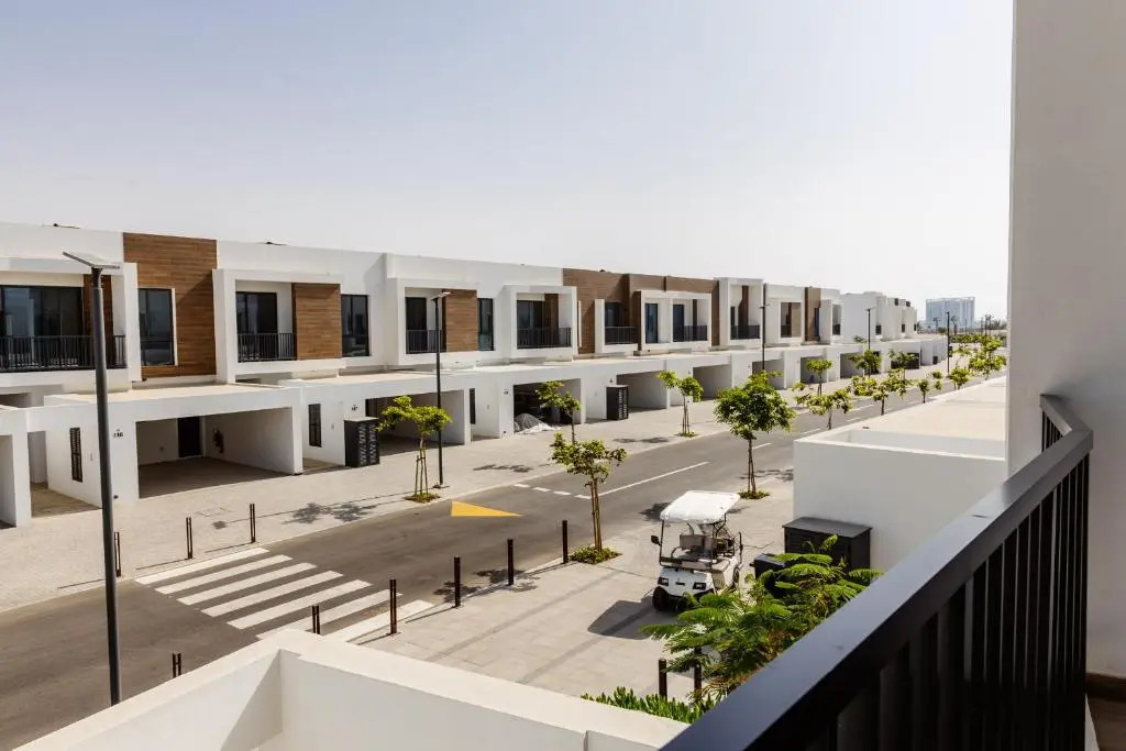 RH- 4BR spacious Private Pool Villa near Beach, Resort in RAK