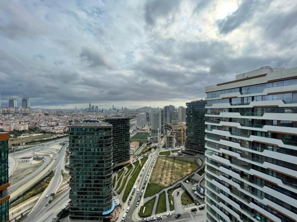 Business-friendly Residence Flat in Fikirtepe