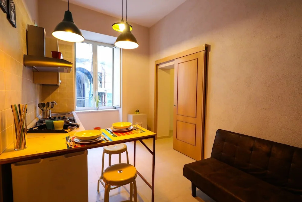 Mamas apartment & deluxe rooms
