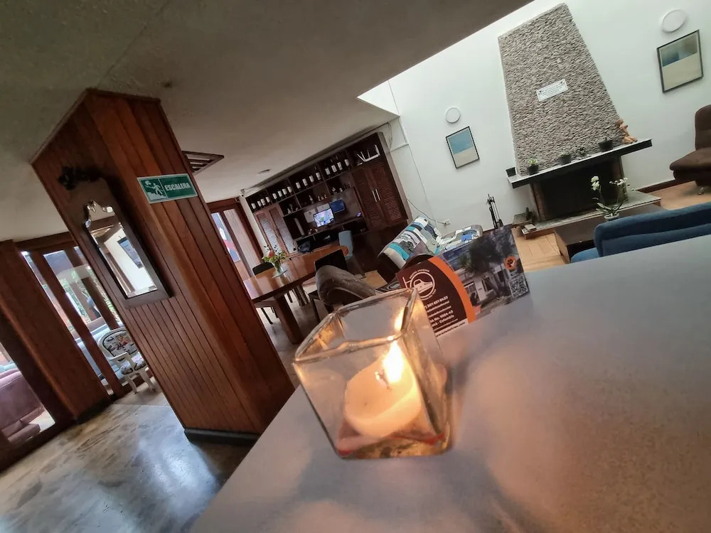 acogedor Hostal usaquen la parada del tren