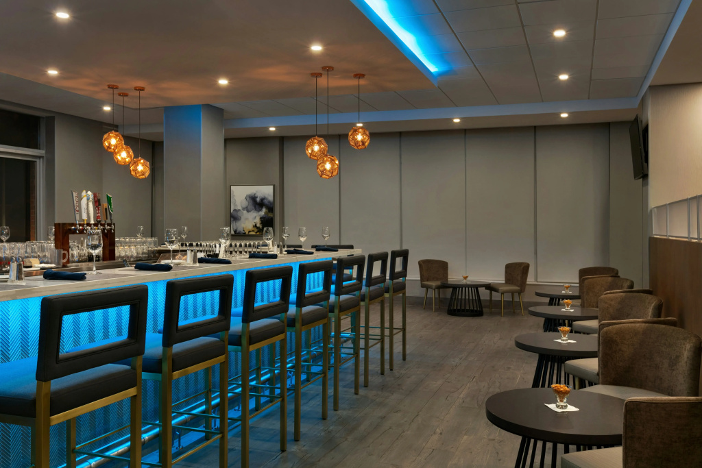Embassy Suites By Hilton Montreal Airport