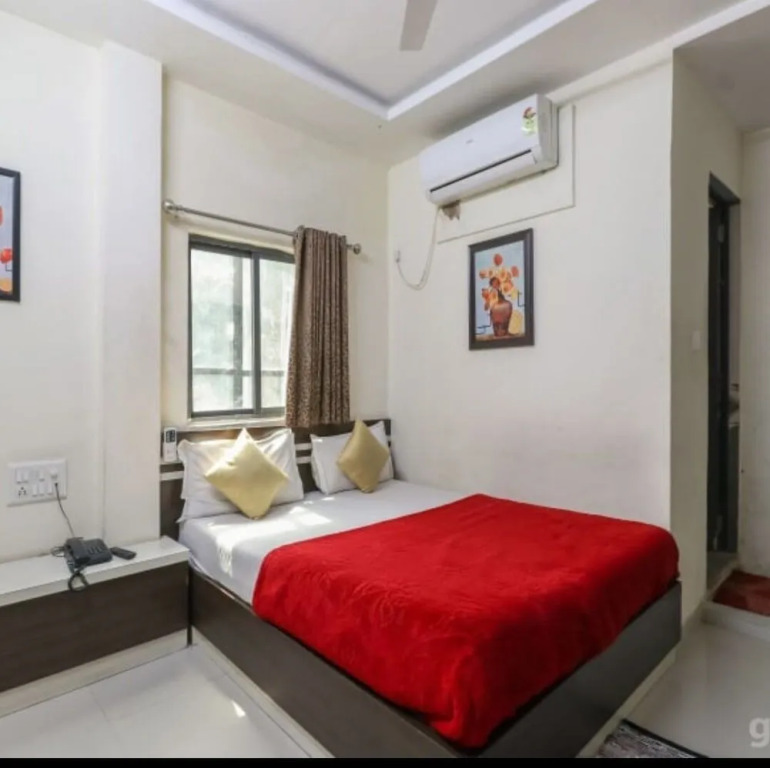 Hotel Gopi Palace
