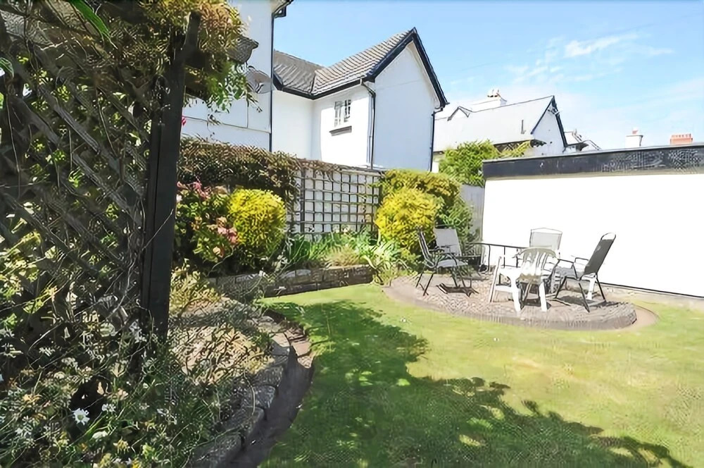 Seaways Cottage Hoylake