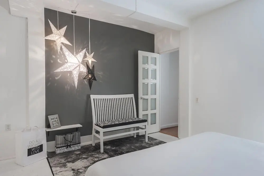 Black & White Apartment