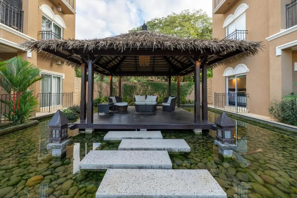 Bocaraca 2 - Luxury 2 BR Condo