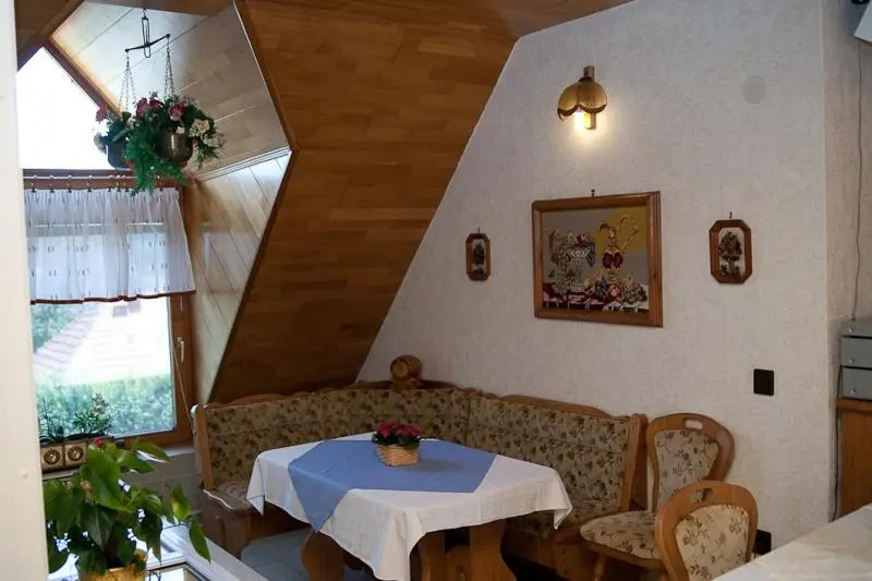 Holp Vendégház Panzió
