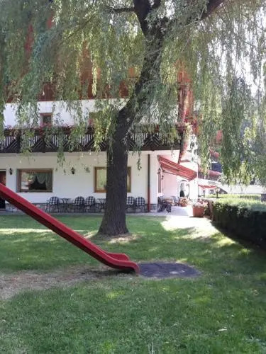 Hotel Larch