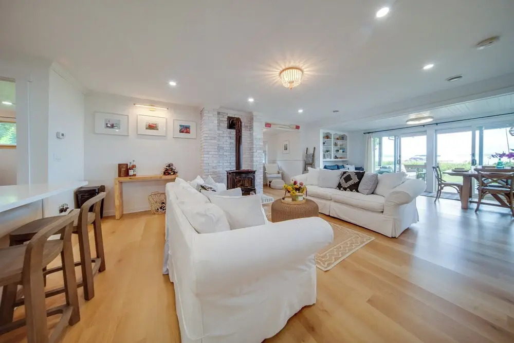 Lakefront Chautauqua Cottage Getaway