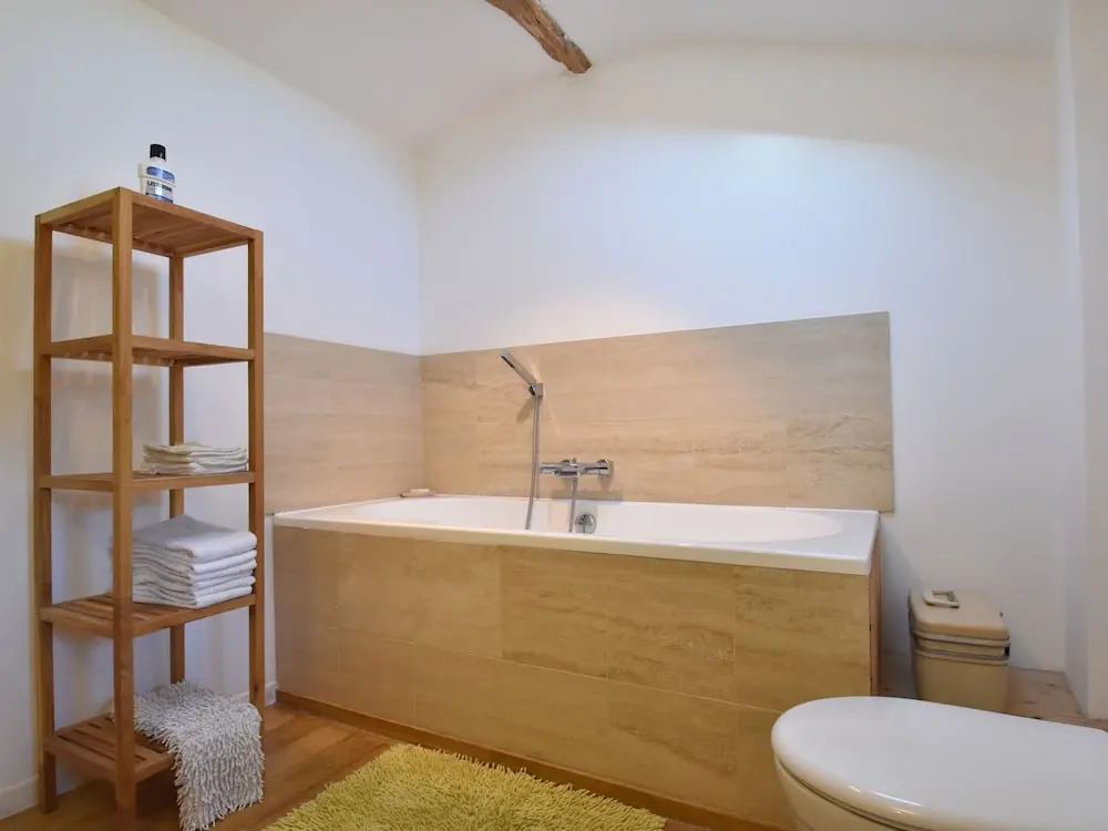 Beautiful Holiday Home With Swimming Pool, Walking Distance From the Centre of Verteillac