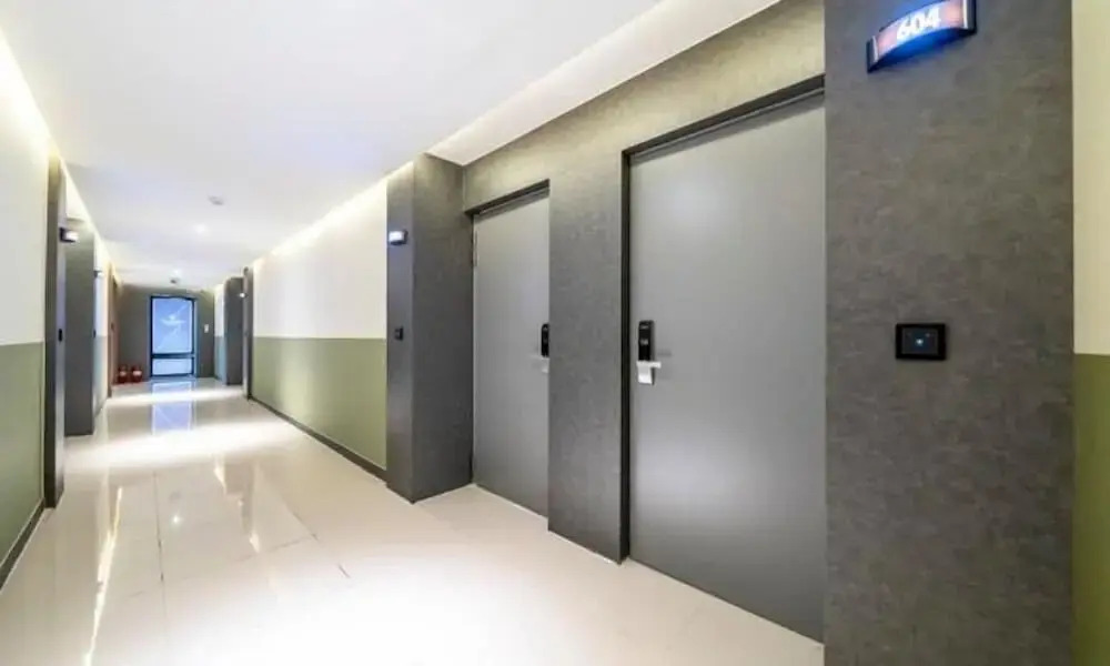 CS Plaza Hotel