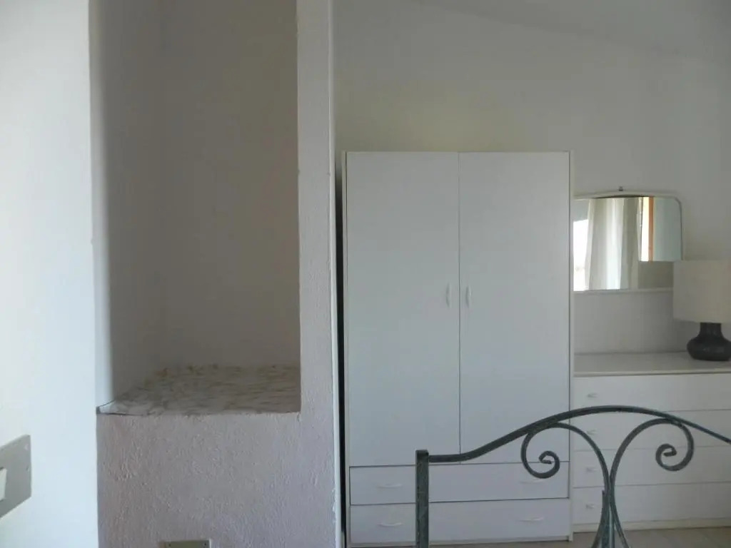 Villa a 800 metri dalla spiaggia di San Teodoro - amb01