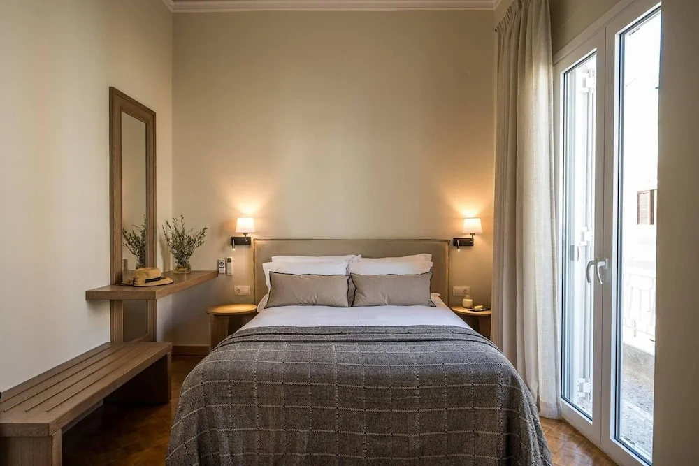 Sofia's Lemontree 3-bed House in Agios Nikolaos