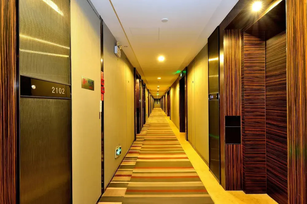 HeeFun Apartment GZ -Poly World Trading Center