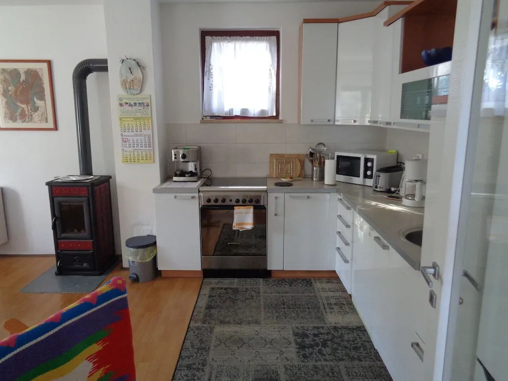 Spacious Bungalow near Sea in Medulin