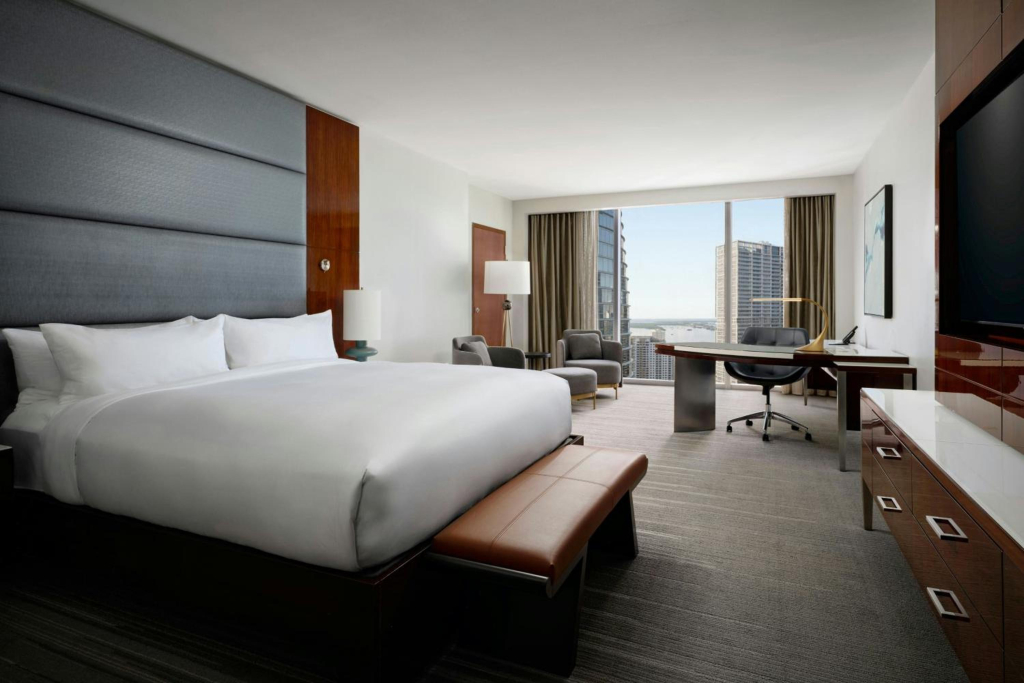 JW Marriott Marquis Miami