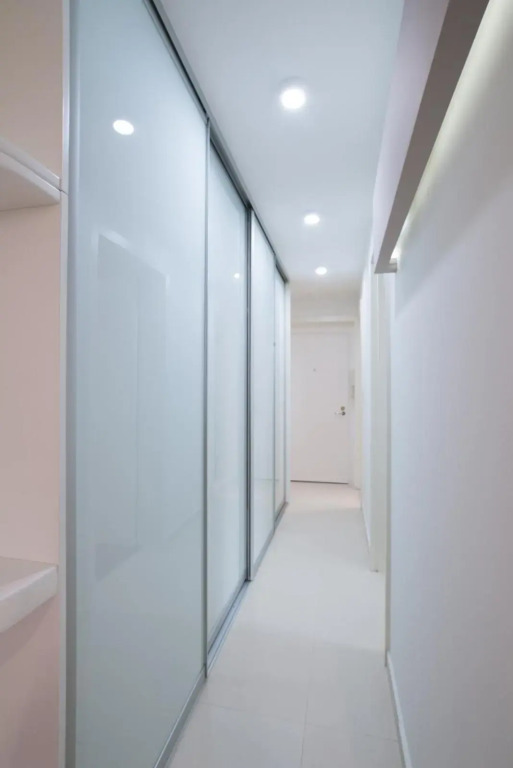 Apartment 18